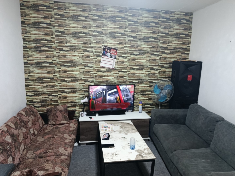 5 Bedroom Property for Sale in North End Eastern Cape